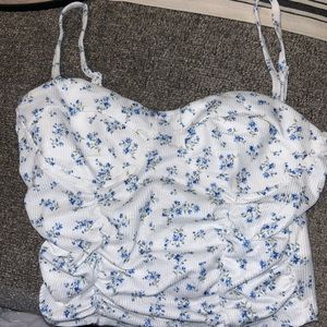 Cute SHEIN blue and white flower top